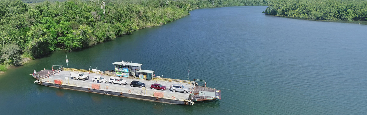 daintree ferry far north queensland